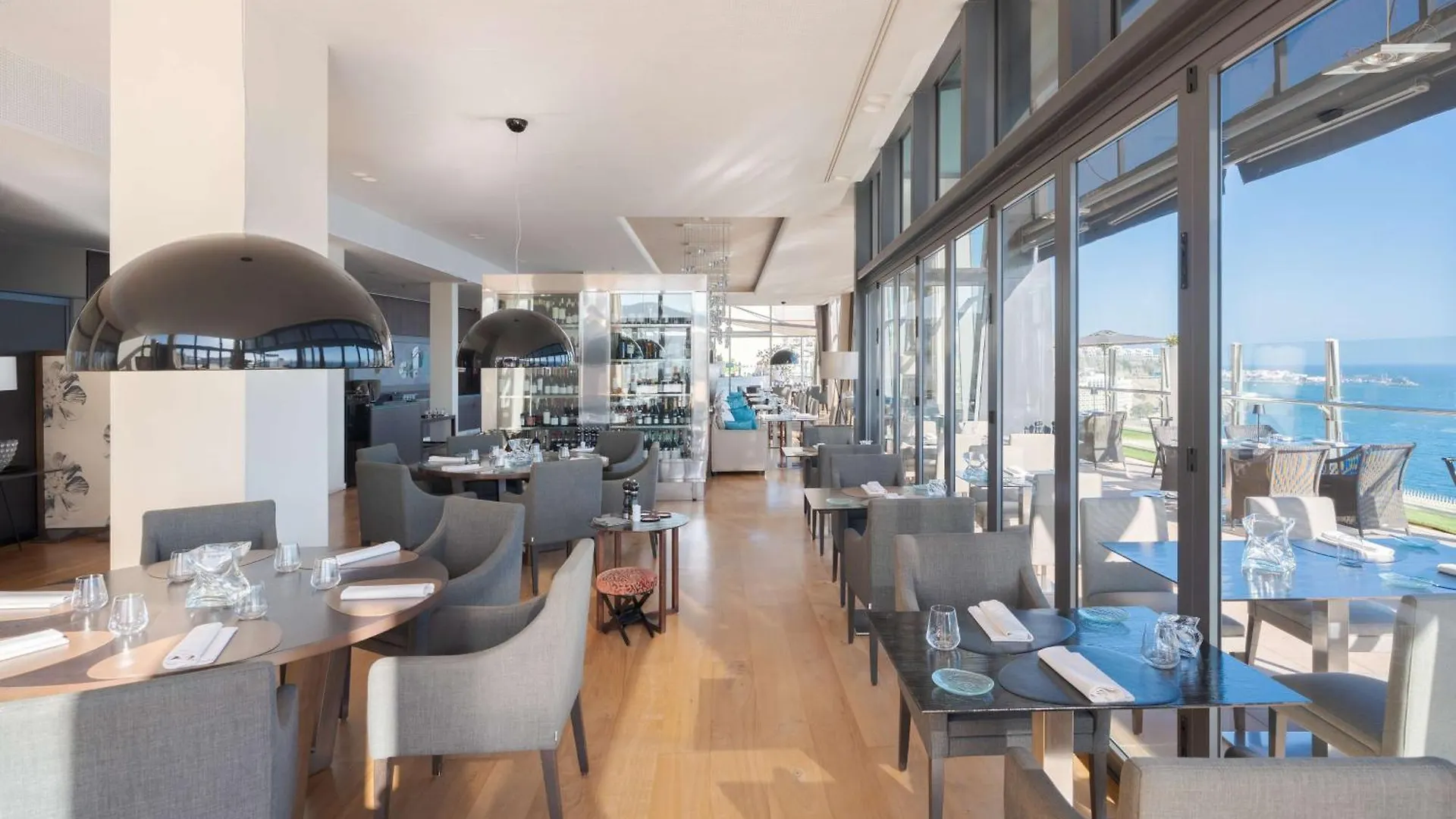 Radisson Blu Resort Gran Canaria La Playa de Arguineguin 5*,  Spain